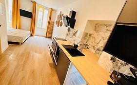 Les Appartements De Nana 4 - Studio Hypercentre, Rue Meynadier, Palais & Plage, Clim, Wifi