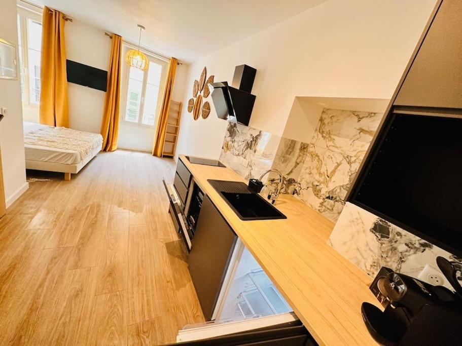 Les Appartements De Nana 4 - Studio Hypercentre, Rue Meynadier, Palais & Plage, Clim, Wifi Cannes Extérieur photo